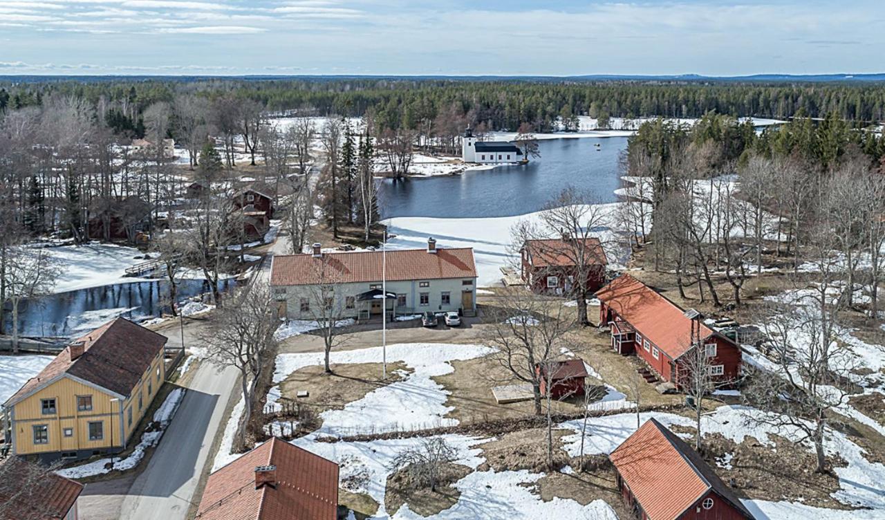 Lugnet I Oslaettfors Bed & Breakfast เยฟเลอ ภายนอก รูปภาพ