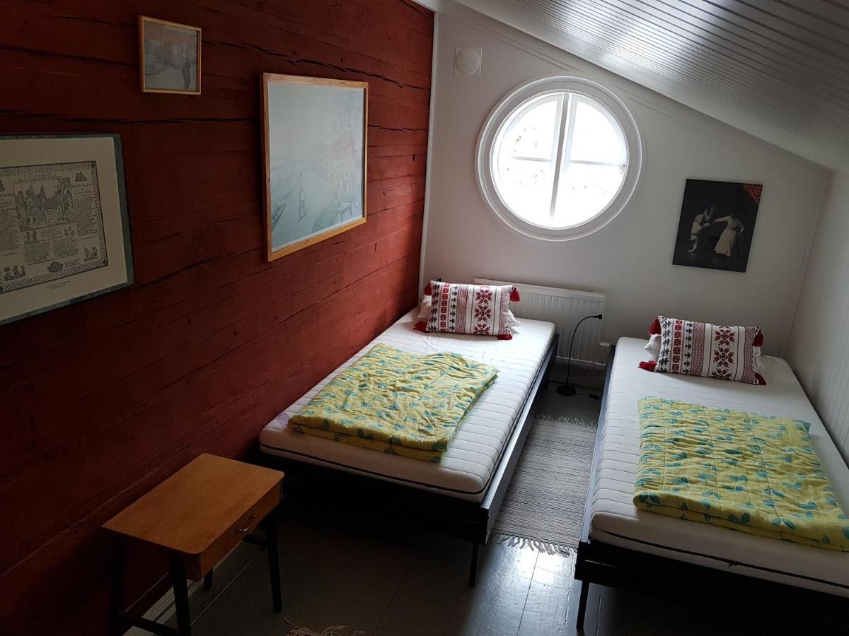 Lugnet I Oslaettfors Bed & Breakfast เยฟเลอ ภายนอก รูปภาพ